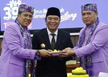 The Special Plenary Meeting celebrating Tangerang Regency's 392nd anniversary at the DPRD building. Credit: Dr