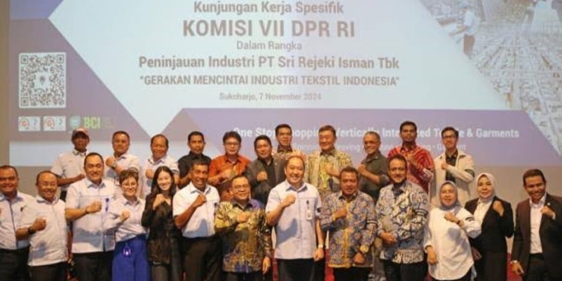 Commission VII of House of Representative will form working committee to save Sritex. Credit: DPR RI
