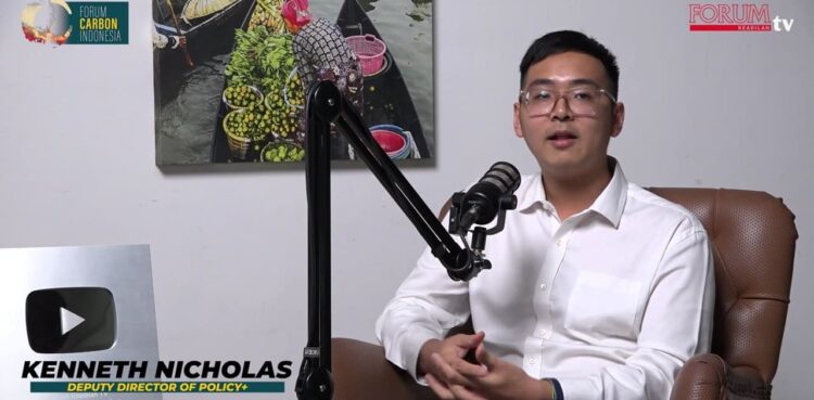 Kenneth Nicholar, Deputy Director of Policy Plus, talked about youth empowerment in carbon sector. Credit: Forum Carbon Indonesia Youtube channel