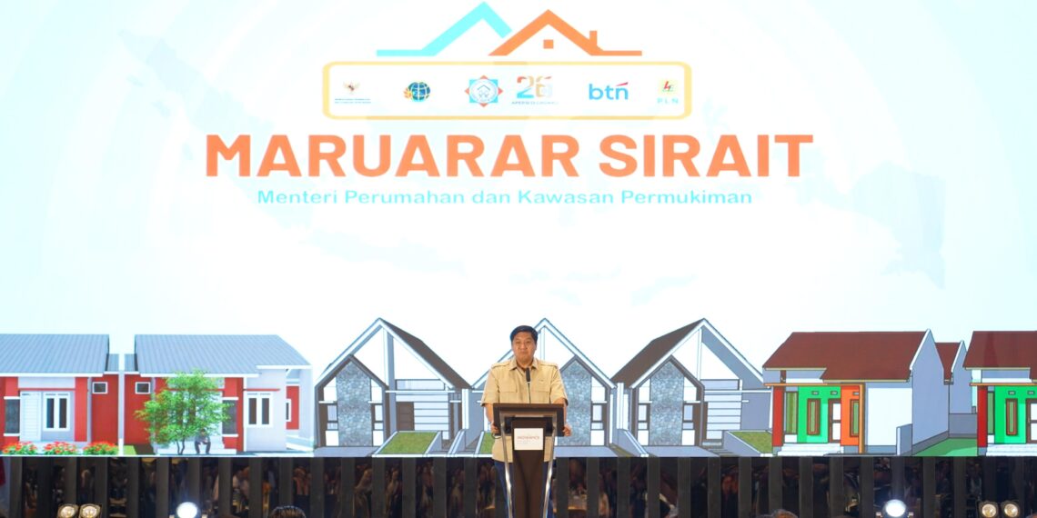 The PKP Minister Maruarar Sirait at the 26th Anniversary of the Association of Housing and Settlement Developers Indonesia. (Credit: PR of Ministry of PKP)
