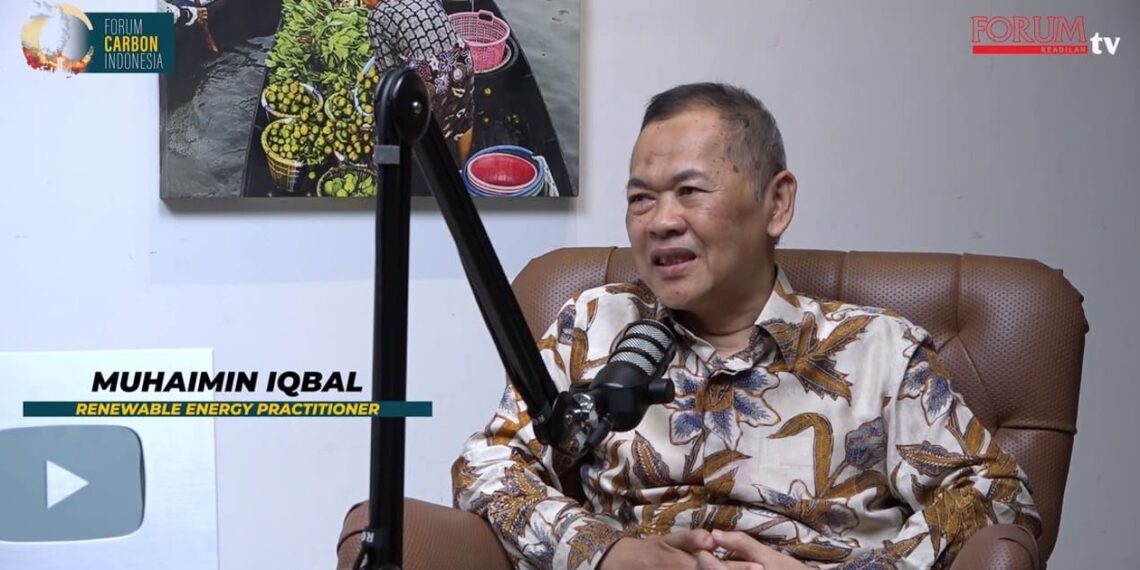 Muhaimin Iqbal, an Indonesian researcher in renewable energy, talked about the struggle in developing renewable energy in the country. Credit: Forum Carbon Indonesia