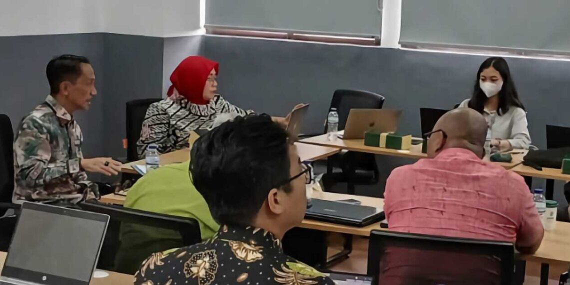 Gorontalo Regency Govt presented strategic steps for developing the coconut sector. Credit: Haris