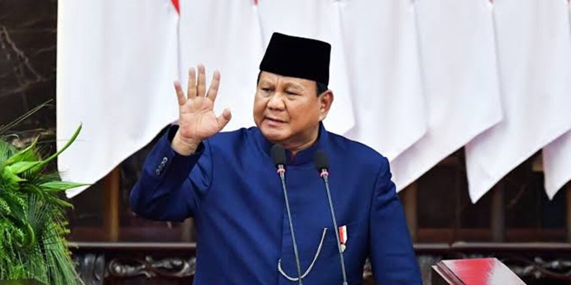 Prabowo Subianto signed Special Region of Jakarta Act. Credit: BPMI Setpres