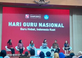Putera Sampoerna Foundation celebrated National Teachers' Day on Tuesday (12/03). Credit: Haris