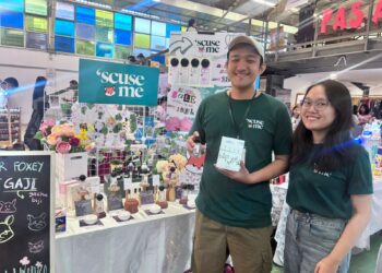 Co-Founder of Scuse Me Aryacitta Adijaya (left). (Credit: Wulan)