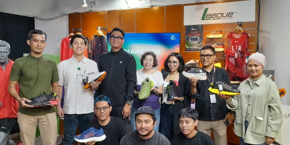 League introduced its three newest running shoes: Hytrax, Kumo 2, and Galasia, at Pondok Indah Mall, South Jakarta (01/18). Credit: Haris