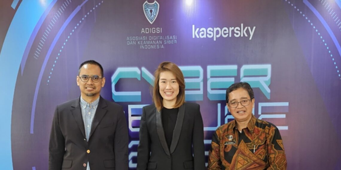 From left: Firlie Ganinduto, Chairman of ADIGSI; Genie Sugene Gan, Director of Government Affairs and Public Policy at Kaspersky; and Slamet Aji Pamungkas, Deputy for Cybersecurity and Cryptography for the Economic Sector at BSSN. Credit: Kaspersky