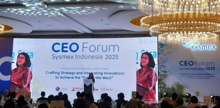 Rizka Andalucia, Director General of Pharmaceutical and Medical Devices at the Ministry of Health, delivered her remarks at CEO Forum 2025. Credit: Sinta