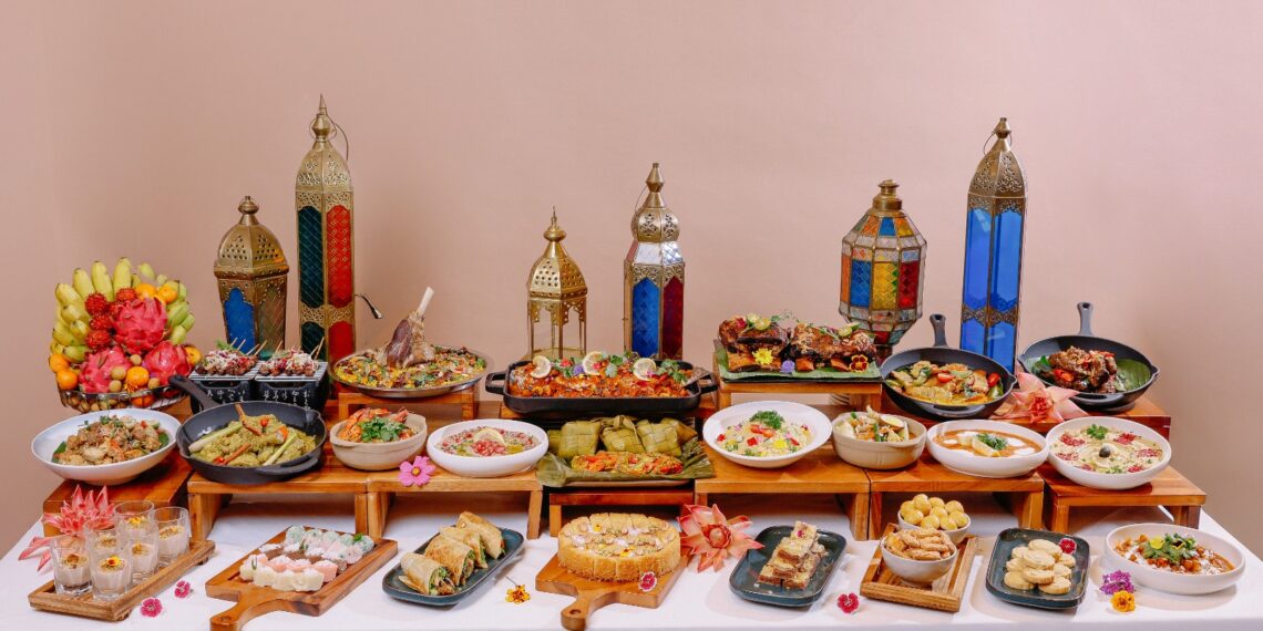 Middle Eastern and Indonesian menus presented by Sheraton Jakarta Soekarno Hatta Hotel to welcome Ramadan. (Credit: Sheraton Jakarta Soetta docs)