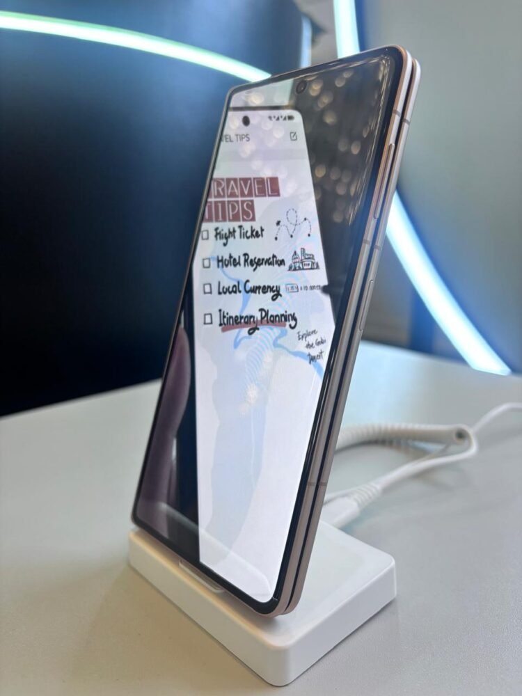Honor V3 Magic launched in Indonesia. (Credit: Wulan)