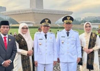 The elected East Kutai Regent and Vice Regent Ardiansyah-Mahyunadi after inauguration at Monas Crossing, Central Jakarta (02/20). Credit: Prokutim