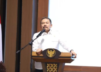Attorney General ST Burhanuddin emphasized this warning during his speech at Kemendagri's event. Credit: Kemendagri