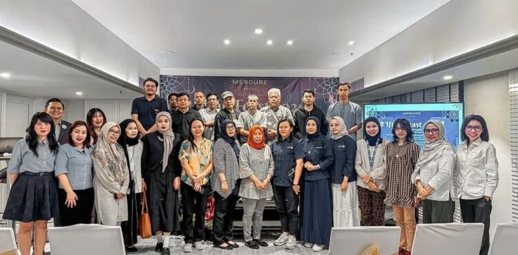 Mercure Jakarta Batavia hotel management hosted media gathering for Iftar Ramadan 2025 with a package higlighting Pekojan Porridge. Credit: WY
