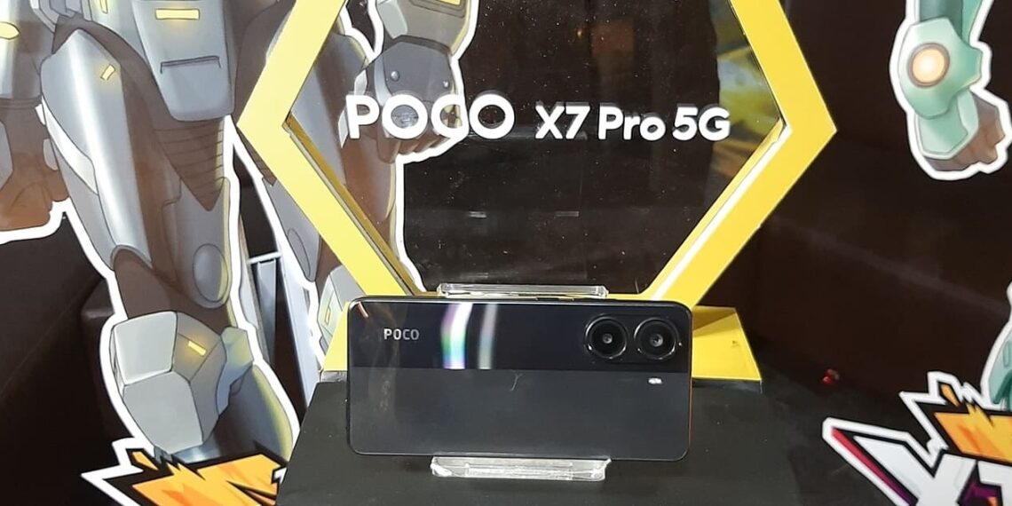 Poco X7 Pro 5G is available in black and green. Credit: Sinta
