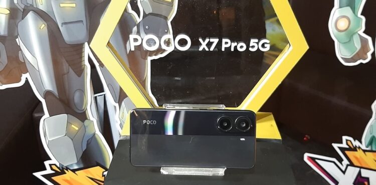 Poco X7 Pro 5G is available in black and green. Credit: Sinta