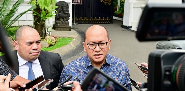 Rosan Roeslani talked about strategies to strengthen EV investment in Indonesia. Credit: BPMI Setpres