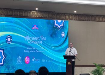 Hosea Andreas Runkat., Chairman of Asperapi, on the Afternoon Tea Asperapi. (Credit: Wulan)