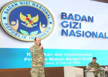 Dadan Hindayana, BGN Chief, talked about free meal program to support Golden Indonesia 2045. Credit: Puspen Kemendagri