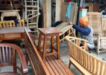 Illustration of furniture exports. Credit: HIMKI