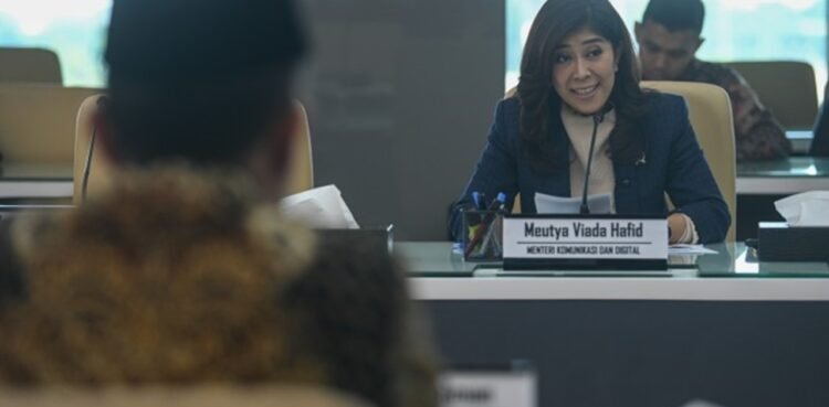 Meutya Hafid conveyed that Komdigi will support modern transmigration program (03/06). Credit: Komdigi