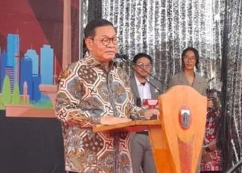 Pramono Anung talked about tax exemption for homes and apartments in Jakarta. Credit: Haris