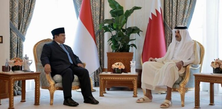 Prabowo Subianto met with Sheikh Tamim to discuss Qatar's readiness to invest in Danantara Indonesia. Credit: BPMI