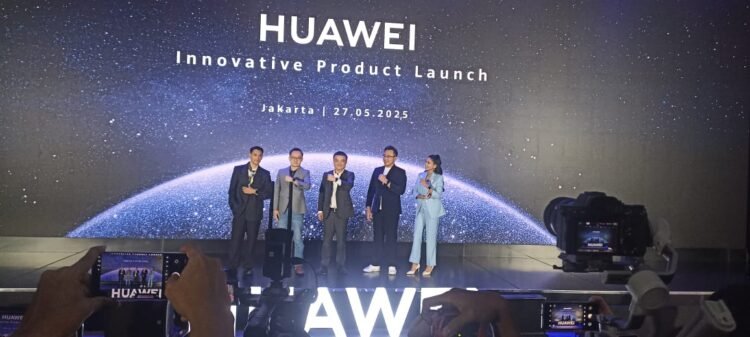The launch of Huawei Watch Fit 4 Series in Indonesia. (Credit: Zainul)