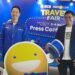 George Hendrata, CEO of Tiket.com (left), and I Ketut Alam Wangsawijaya, Executive Vice President of BCA, at the travel fair press conference. Credit: Haris