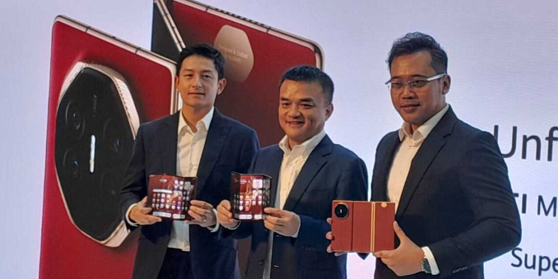 Huawei Mate XT Ultimate landed in Indonesia. Credit: Haris