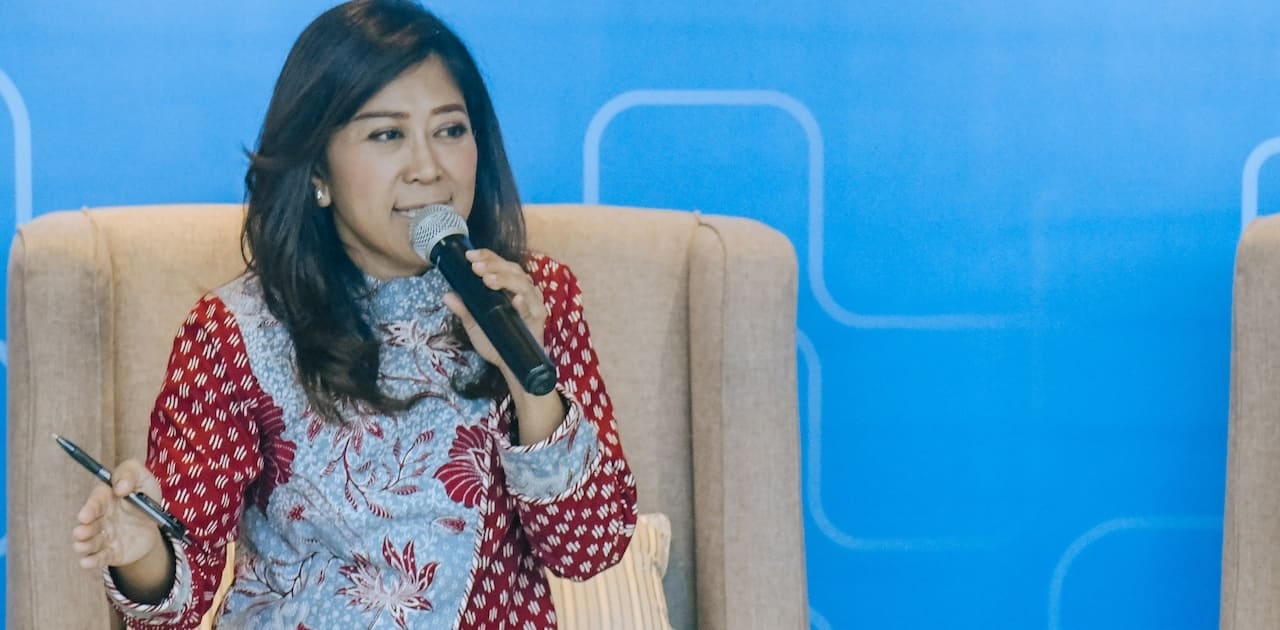 Meutya Hafid explained the recent regulation on commercial post services (05/16). Credit: Komdigi