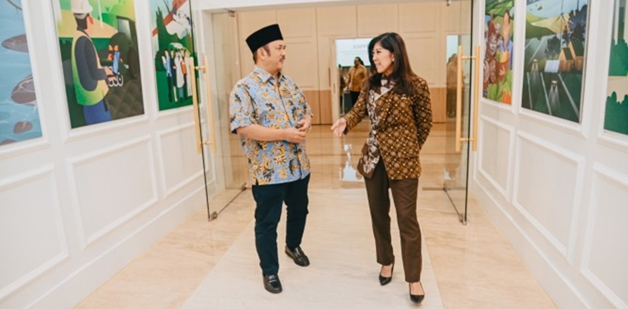 Minister of National Development Planning (left) and Minister of Communication and Digital Affairs talked about the operation plan of PDN 1. Credit: Haris