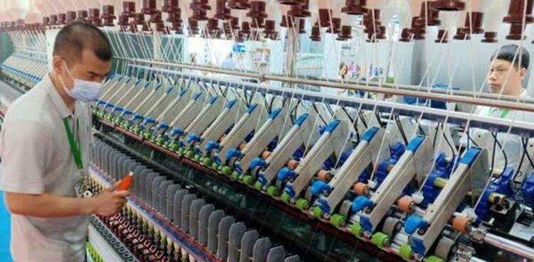 Indonesian textile industry remains promising sector. Credit: OJK